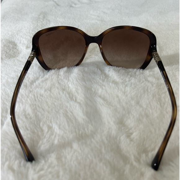 Vintage Authentic Vogue Brown Glasses
No scratches, good condition. - Picture 3 of 10